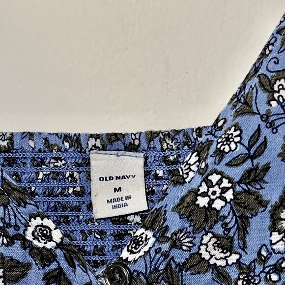 Old Navy | Blue Floral Waist-Defined V-Neck Button Front Blouse | Medium - Picture 8 of 9